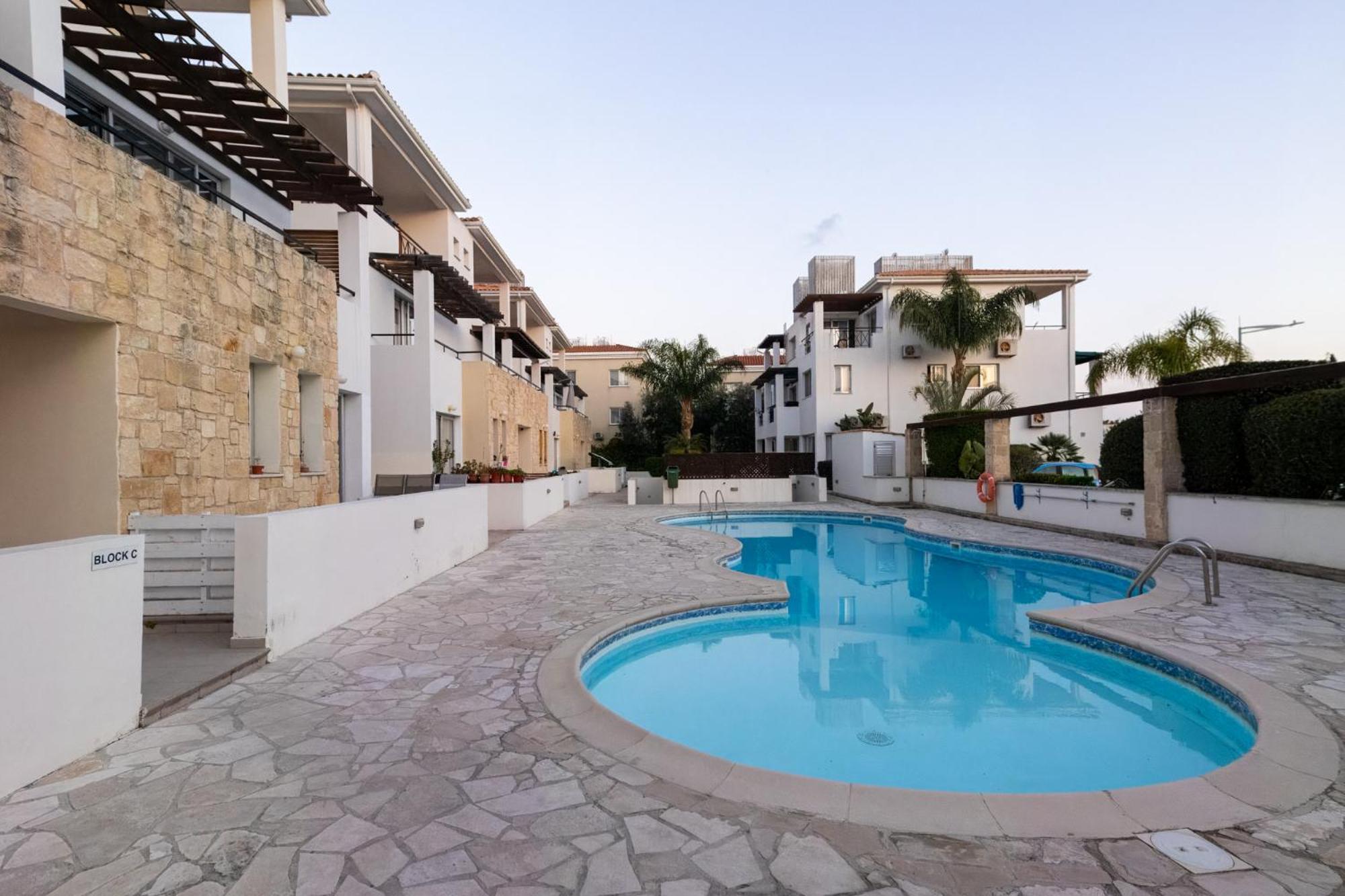 Nefeli Blue-Horizon 2B, Pool, Suites, Big Balconies Pafos Zewnętrze zdjęcie