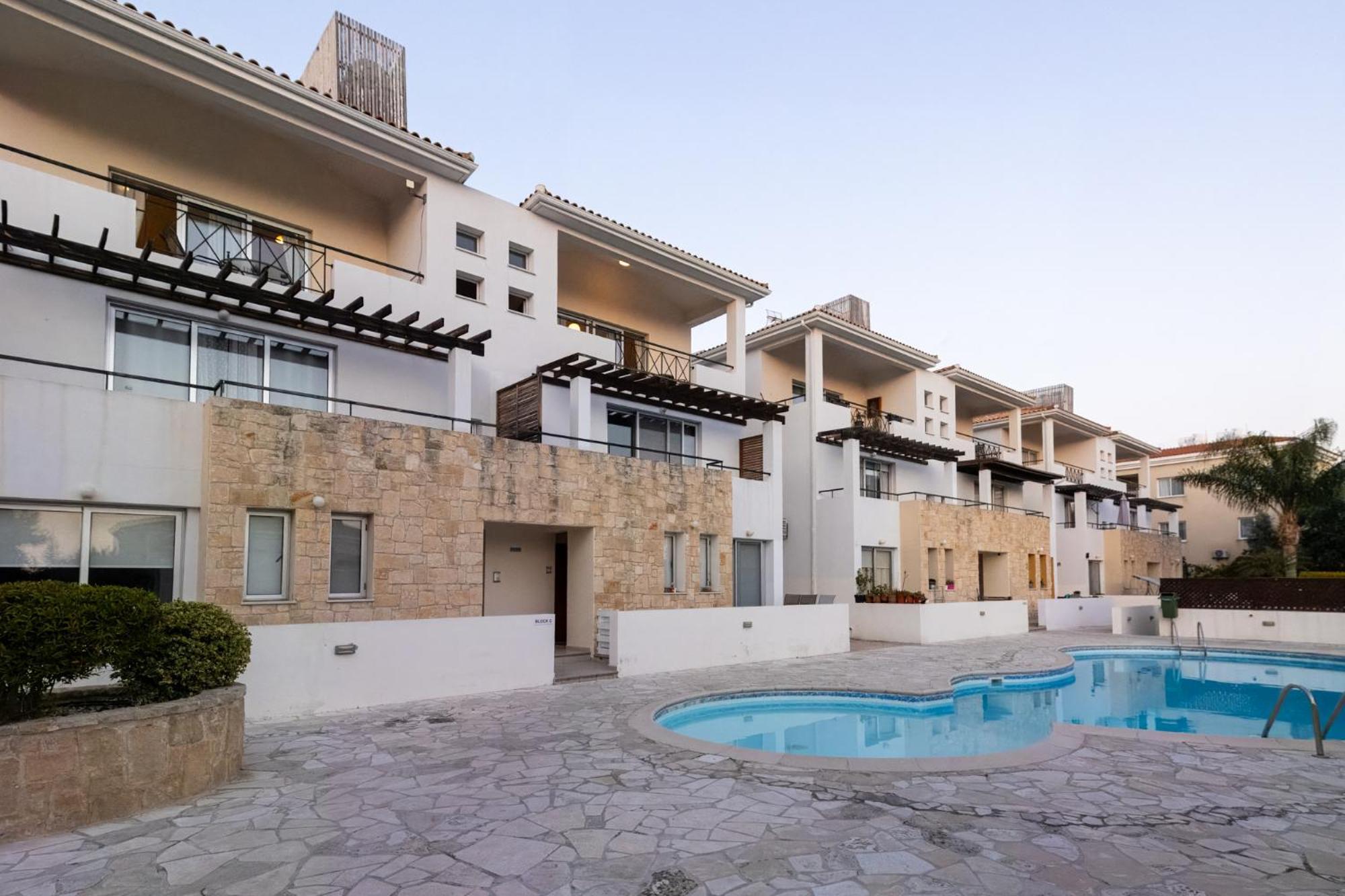 Nefeli Blue-Horizon 2B, Pool, Suites, Big Balconies Pafos Zewnętrze zdjęcie